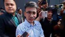 Ruben Onsu melaporkan dugaan pencemaran nama baik dan fitnah melalui unggahan Instagram ke Polda Metro Jaya pada Minggu (11/10/2026). Polisi masih mendalami laporan tersebut dan memeriksa bukti digital yang diserahkan pelapor. Foto: Ist.