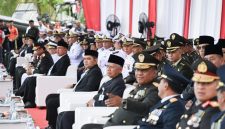 Upacara peringatan HUT ke-81 TNI di Kodaeral I Belawan, Senin (5/10/2026). Wagub Sumut Surya hadir dan menegaskan sinergi TNI–rakyat sebagai kunci menjaga kedaulatan NKRI. Foto: Ist.