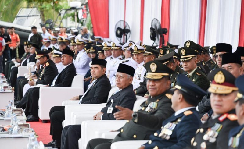 Upacara peringatan HUT ke-81 TNI di Kodaeral I Belawan, Senin (5/10/2026). Wagub Sumut Surya hadir dan menegaskan sinergi TNI–rakyat sebagai kunci menjaga kedaulatan NKRI. Foto: Ist.