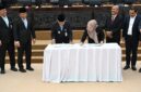 enandatanganan kesepakatan Ranperda antara Pemprov Sumut dan DPRD Sumut, Rabu (28/10/2026). Foto: Ist.