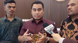 Aliansi Profesi Advokat Indonesia (APAI) melaporkan enam komisioner KPU periode 2022-2027 ke Dewan Kehormatan Penyelenggara Pemilu (DKPP). Foto: Ist.