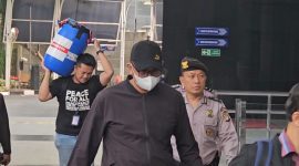 Bupati Klaten Hamenang Wajar Ismoyo tiba di Gedung Merah Putih KPK, Jumat (16/10/2026). Foto: Ist.