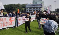 Demo di Tugu Tani: Aliansi Mahasiswa Bawa 5 Tuntutan, dari Karhutla hingga Biaya Pendidikan