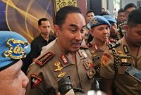 Kapolri Jenderal Suyudi Ario Seto memberikan keterangan terkait penanganan karhutla di Gedung Kementerian Hukum, Kamis (15/10/2026). Foto: Ist.