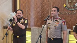 Kapolri Jenderal Suyudi Ario Seto dan Jaksa Agung ST Burhanuddin berkolaborasi perkuat penegakan hukum. Foto: Ist.