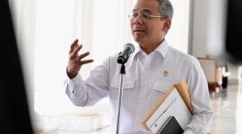 Menteri Keuangan Suahasil Nazara pagkas beas masuk impor bahan baku plastik. Foto: Ist.