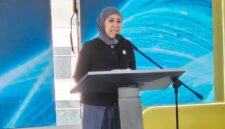 Menteri Komunikasi dan Digital (Menkomdigi) Meutya Hafid menyampaikan arahan dalam sebuah acara resmi di Jakarta. Meutya menyoroti pentingnya perlindungan kesehatan mental jurnalis serta kewajiban perusahaan media menyediakan sesi debriefing pascaliputan berat. Foto: Ist.