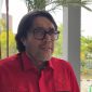 Ketua DPD PDIP Jawa Barat Ono Surono memberikan keterangan, Jumat (9/10/2026). Tegaskan pencopotan foto Gibran oleh Wakil Ketua DPRD Sukabumi murni tindakan pribadi, bukan instruksi partai. Foto: Ist.