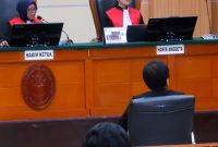 Sidang putusan sela kasus dugaan fitnah ijazah Jokowi di PN Jakarta Timur, Senin (19/10/2026). Foto: Ist.