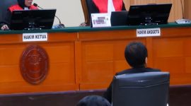 Sidang putusan sela kasus dugaan fitnah ijazah Jokowi di PN Jakarta Timur, Senin (19/10/2026). Foto: Ist.