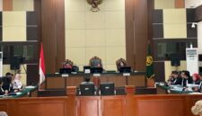 Sidang kasus ijazah Jokowi di PN Jakarta Timur. Lechumanan bersaksi, menyebut tak bisa tidur saat isu beredar dan melihat langsung ijazah asli di Polda Metro Jaya. Foto: Ist.