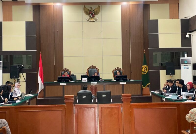 Sidang kasus ijazah Jokowi di PN Jakarta Timur. Lechumanan bersaksi, menyebut tak bisa tidur saat isu beredar dan melihat langsung ijazah asli di Polda Metro Jaya. Foto: Ist.